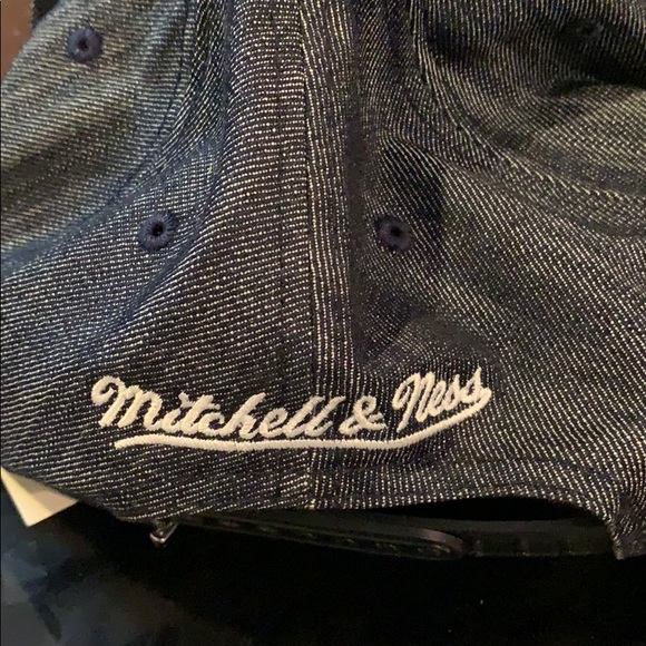 Hat - Picture 2 of 3